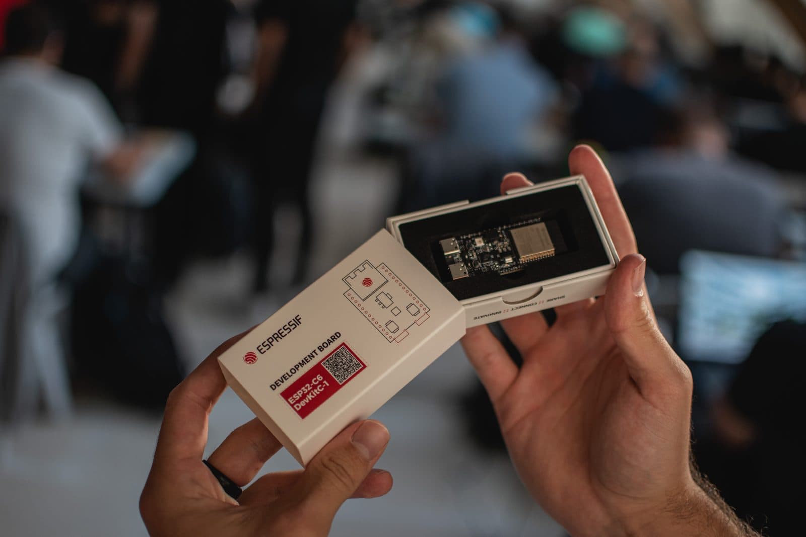 Vývojový kit ESP32-C6, který si účastníci workshopu odnesli domů.